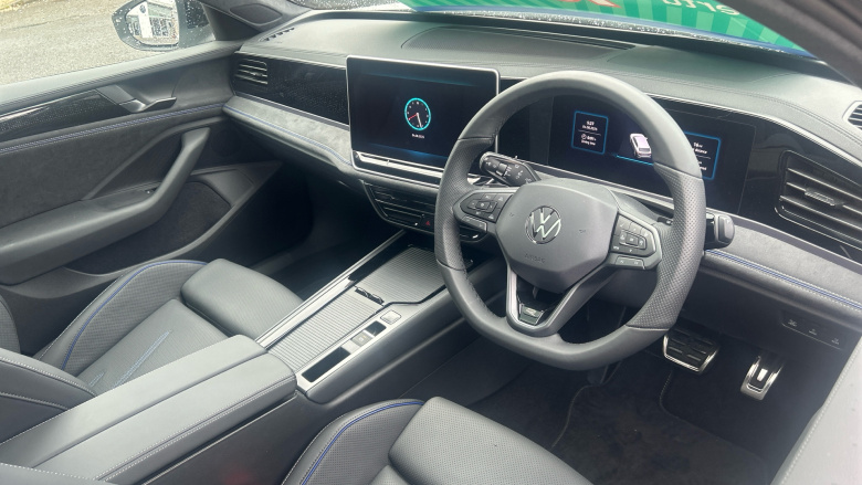 Volkswagen Passat 1.5 TSI eHybrid R-Line 5dr DSG Estate